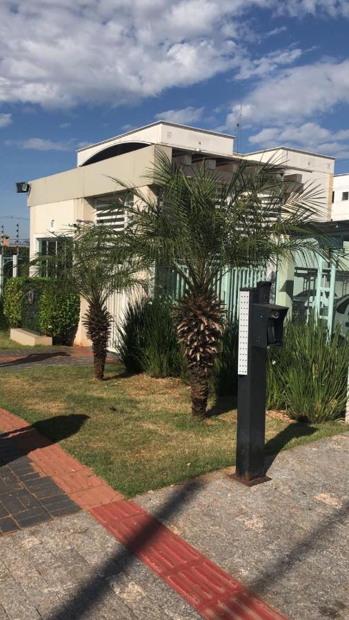 Apartamento Em Londrina Privado Com 2 Quartos De Casal Com Utensilios Garagem E Wifi Daire Dış mekan fotoğraf